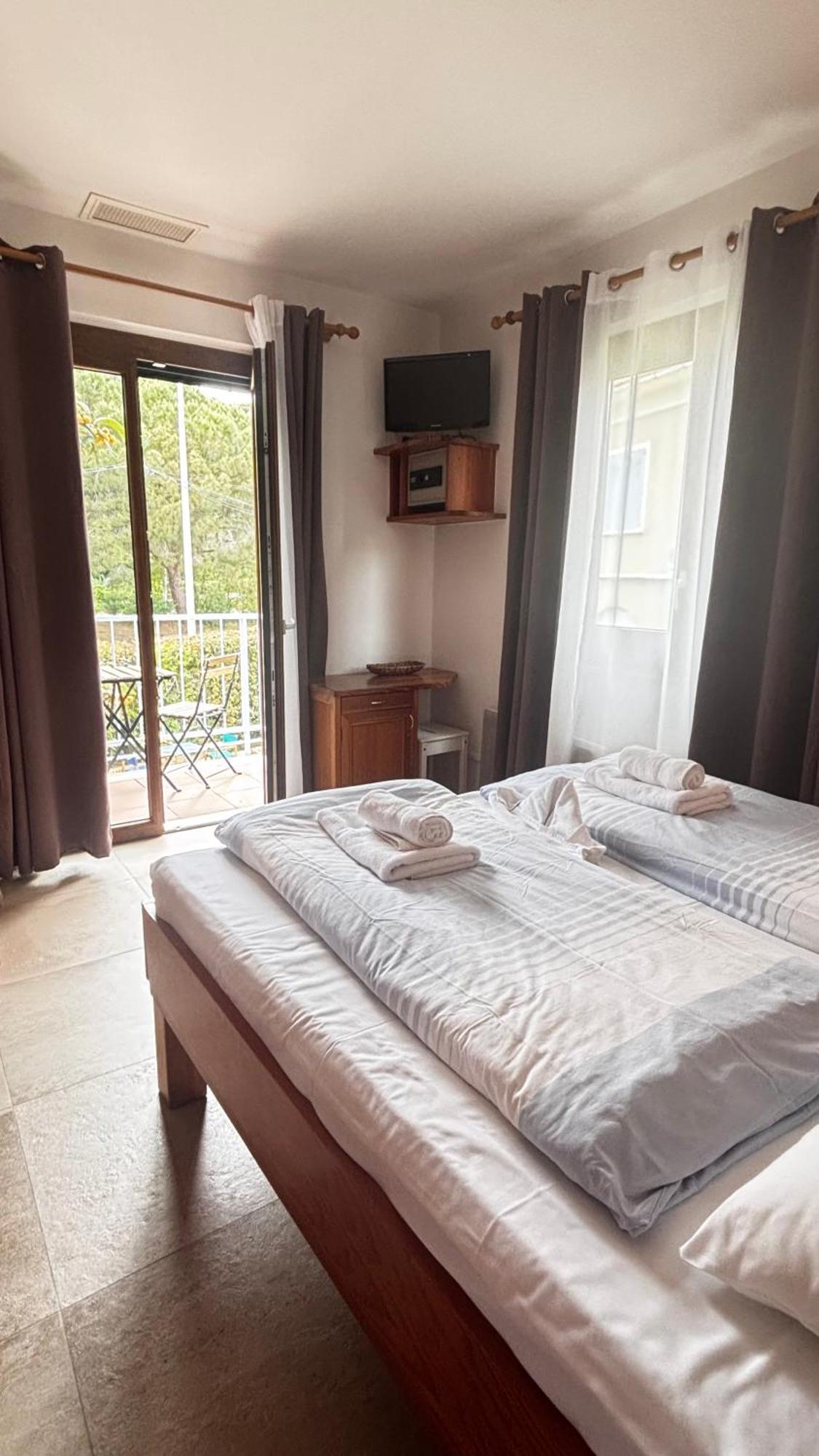 Hotel La Bastide Le Lavandou Dış mekan fotoğraf
