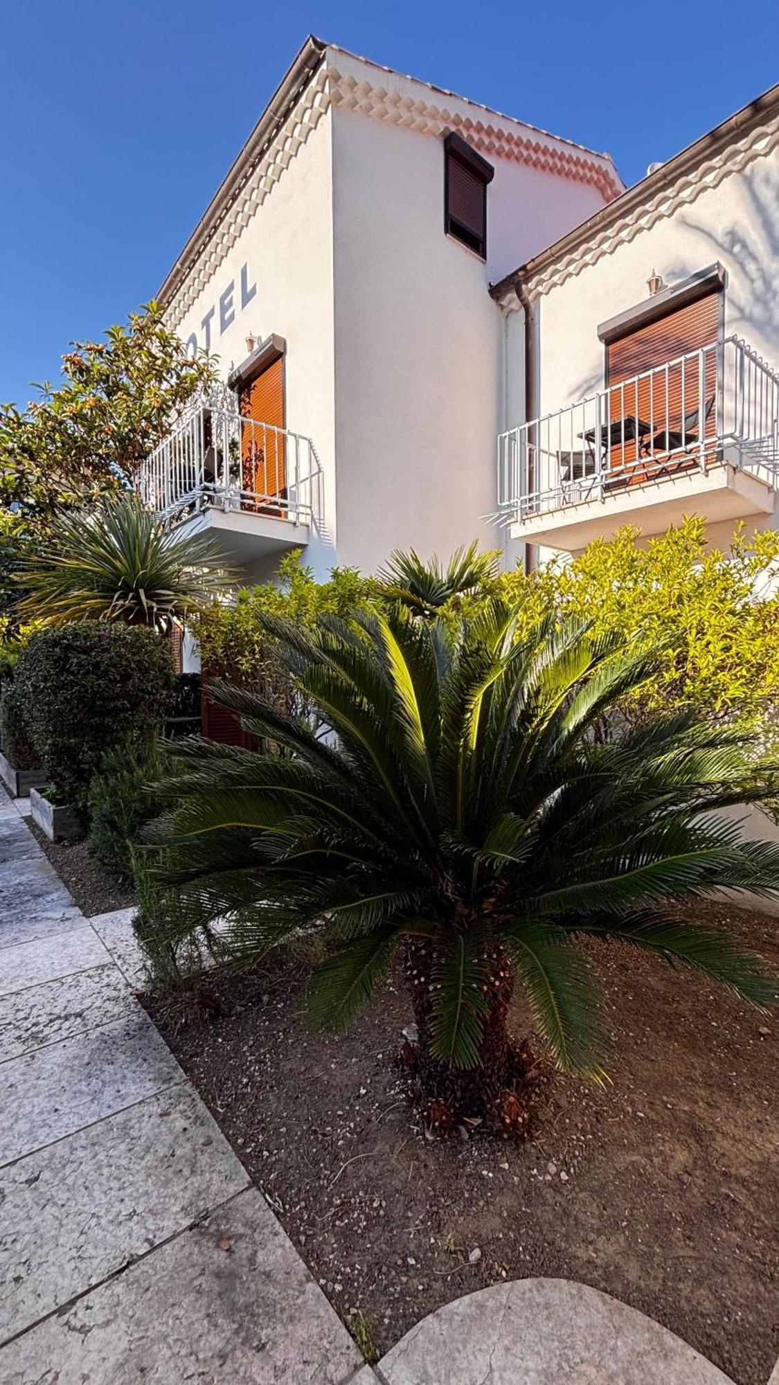 Hotel La Bastide Le Lavandou Dış mekan fotoğraf