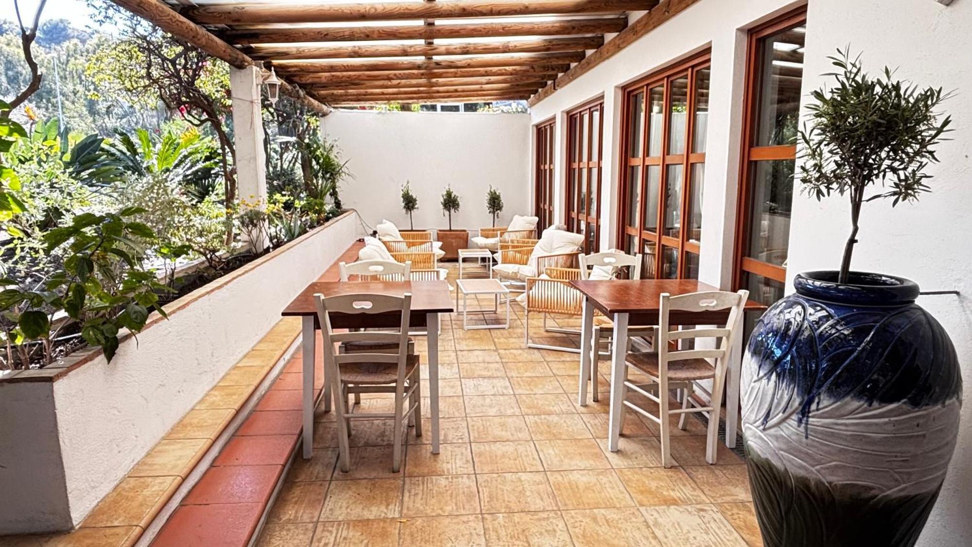 Hotel La Bastide Le Lavandou Dış mekan fotoğraf