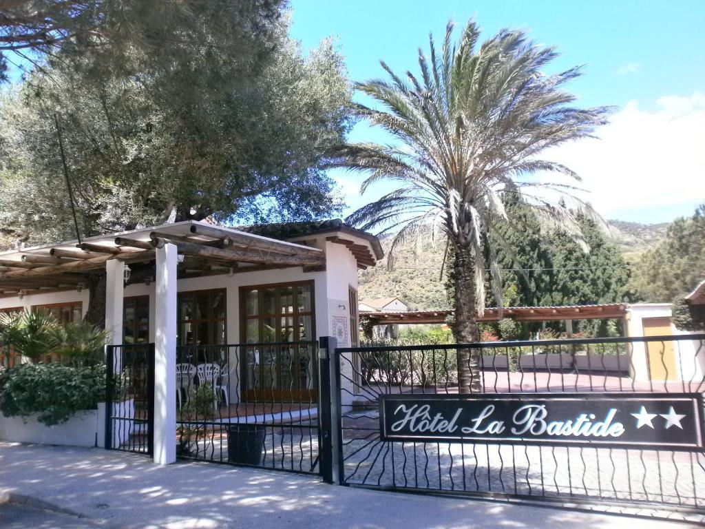 Hotel La Bastide Le Lavandou Dış mekan fotoğraf